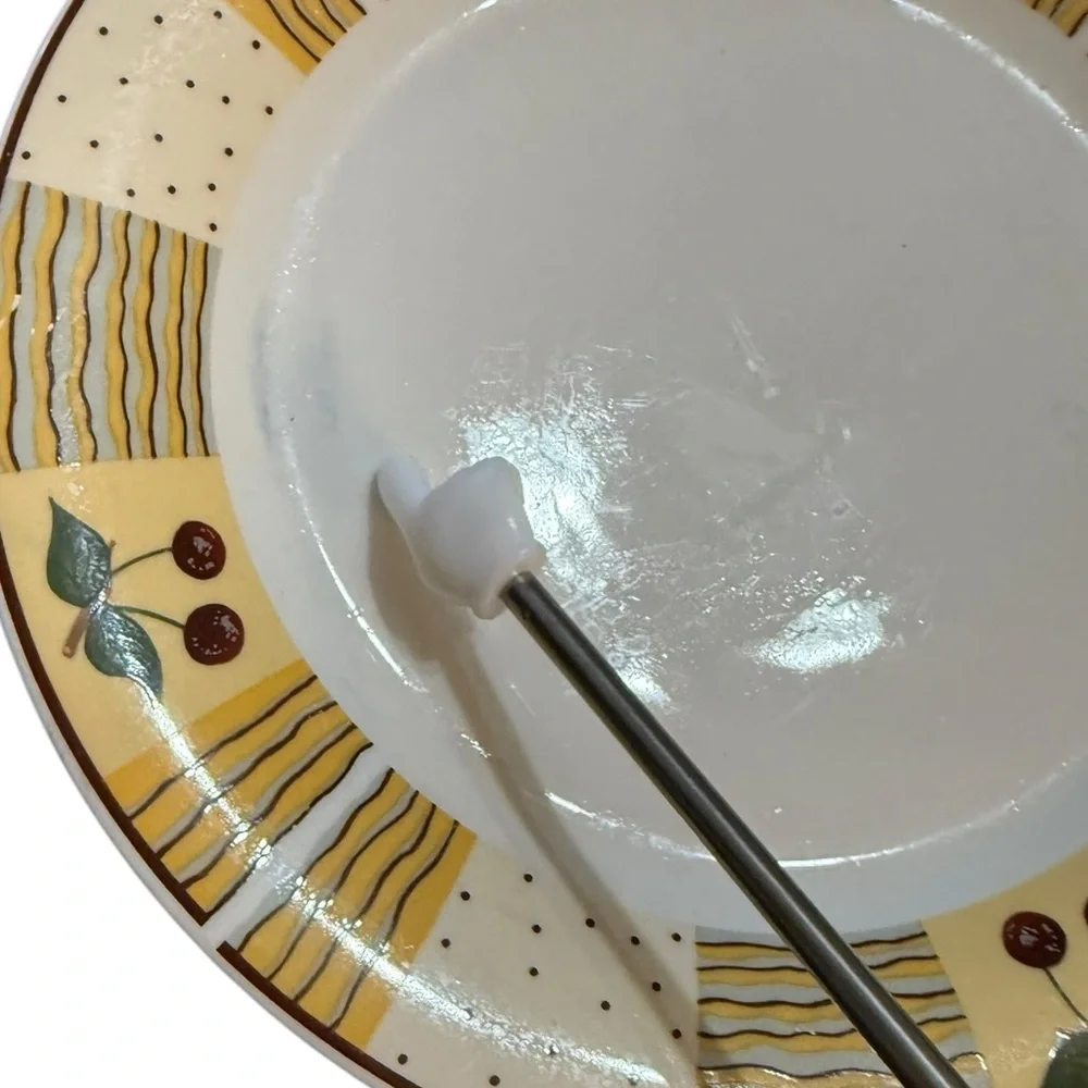 Daily Dining Cherry Royale Stoneware 10” Dinner Plate Replacement Cottage‎ Set 4
